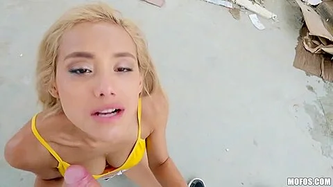 Veronica Leal Squirts While Getting Fucked In The Cr