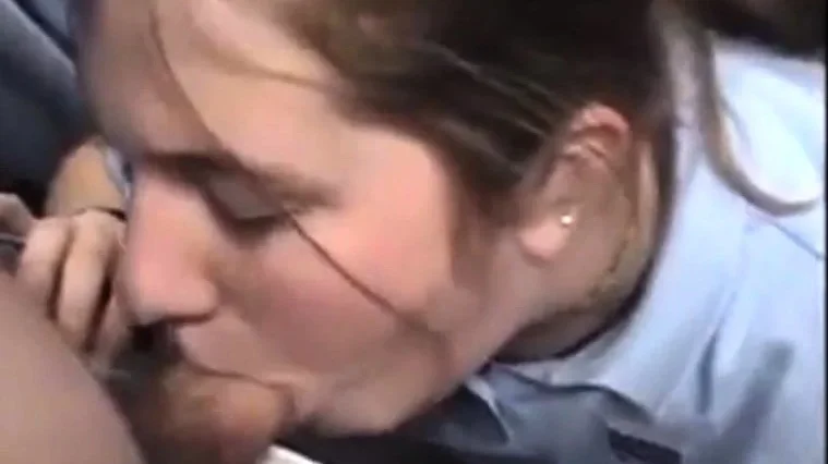 Deutscher Amateur Teen Blowjob und Gesichtsbehandlung