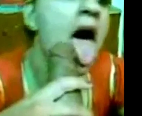 arab iraqi sucking