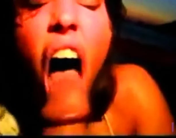 she sucks and swallows on vacation