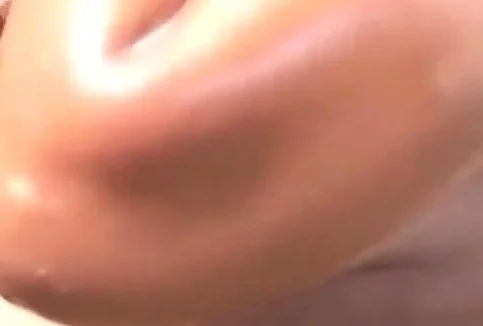 watching my horny curvy aunt showering