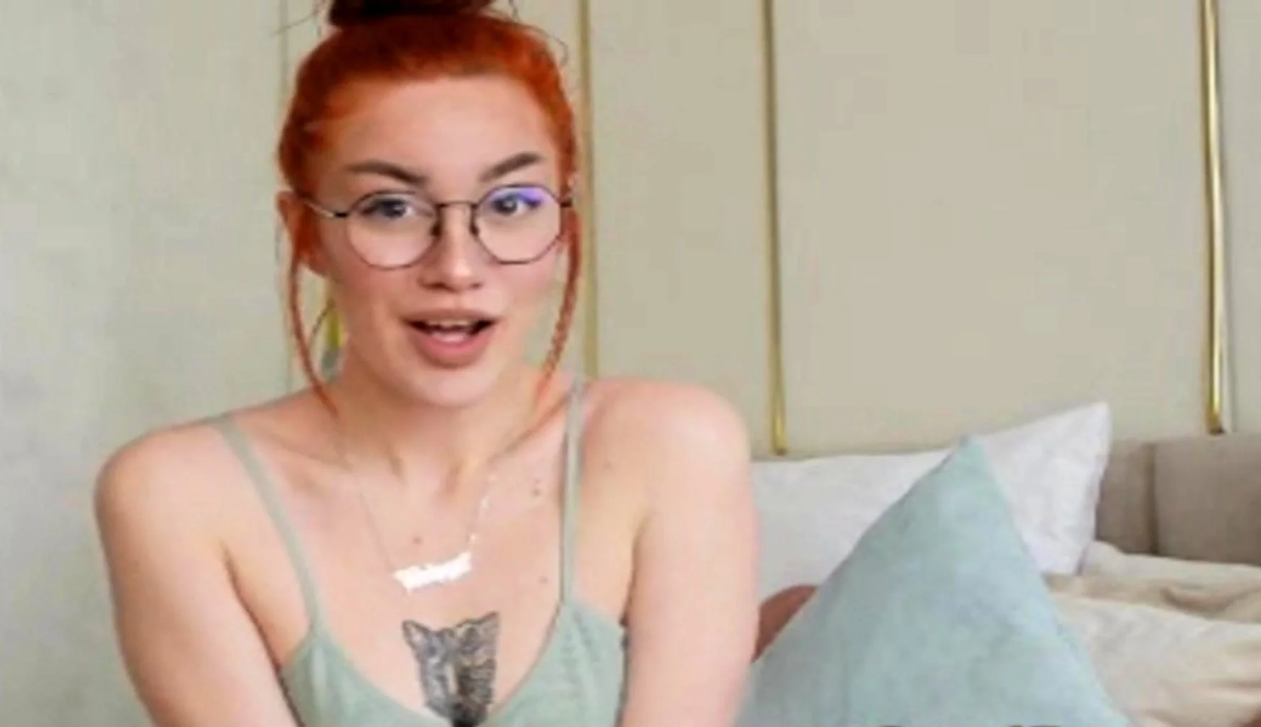 Redhead Woman Passionately Rub Her Pussy