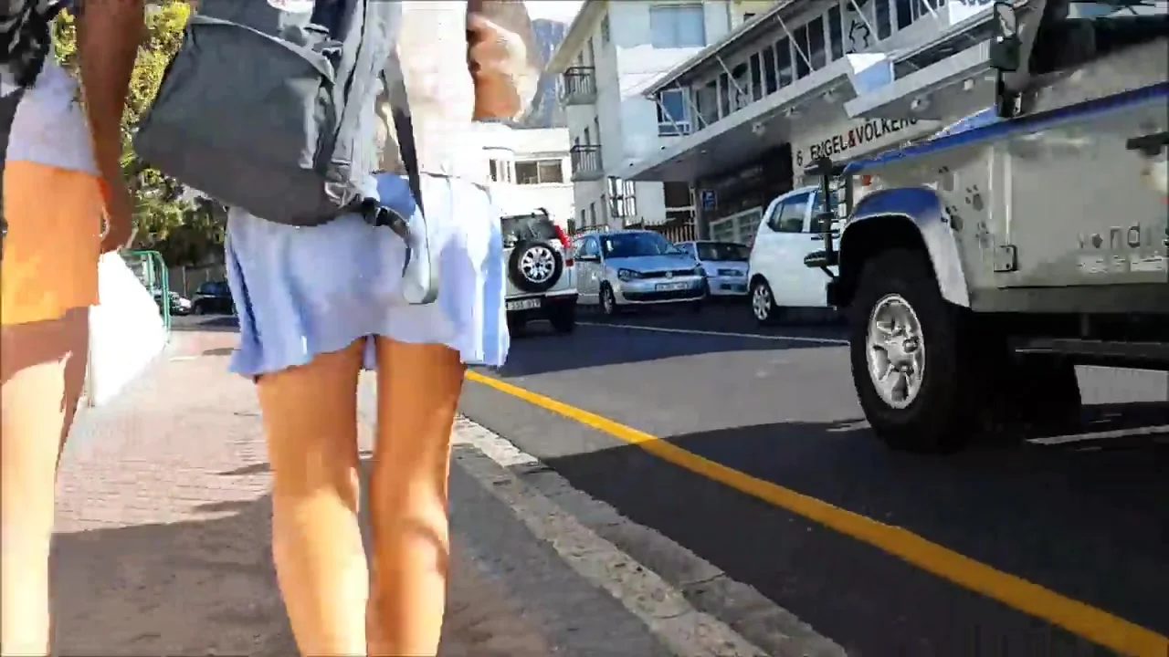 another windy slowmo upskirt