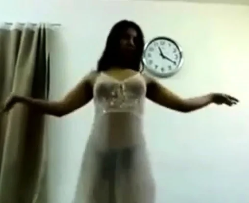 Sexy Arab dancing girl