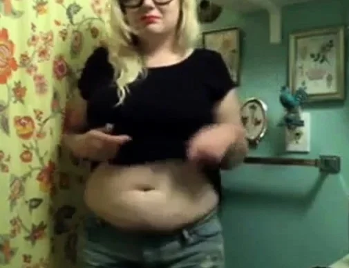 BBW Pee in Peants