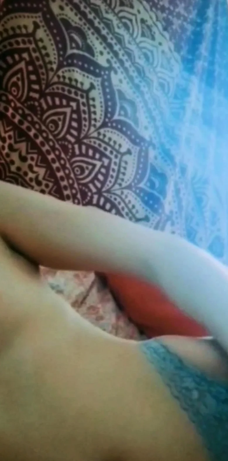 Homemade amateur teen solo