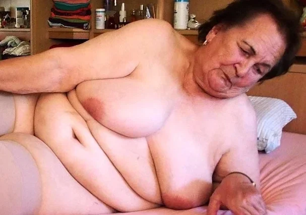 OMAGEIL Amateur And Old Mom Slideshows And Compilations