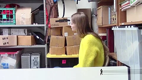 Foreign shoplifter is banged by officer with no mercy when caught stealing