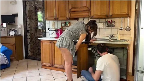 E Lora Del Pornino 1- Milf Bruna Italiana Scopa Con Lidraulico E Gli Fa Un Pompino. Dialoghi Ita