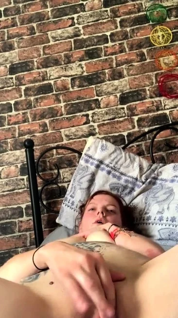 Blonde amateur gives webcam show with toys