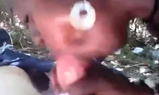 Pompino da prostituta senza preservativo!