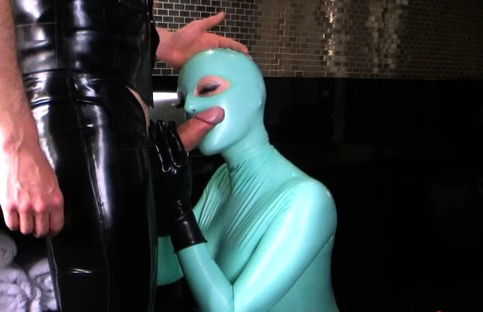Rude Discipline For Girl In Fetish Latex