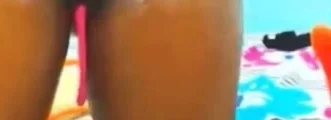 Sexy black girl showing herself on the cam