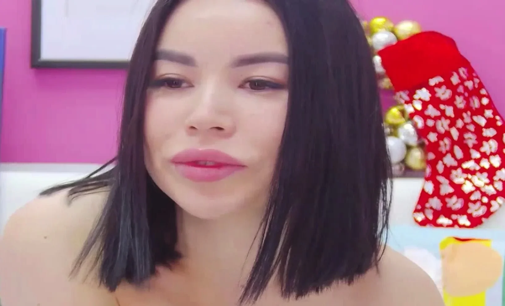 Pretty Asian Hottie Fucks her Tight Ass