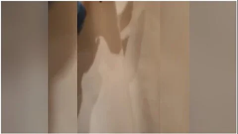 Je Realise Le Defi De Mon Abonne : Me Goder Dans Une Cabine Dessayage