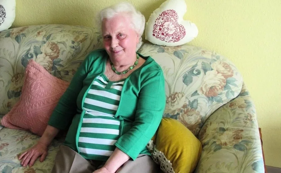 OMAGEIL Grannies Making Adult Content All Alone