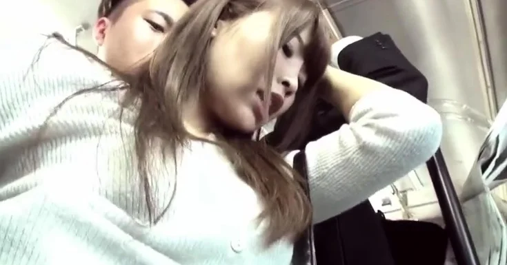 Asian amateurs enjoying sex in public