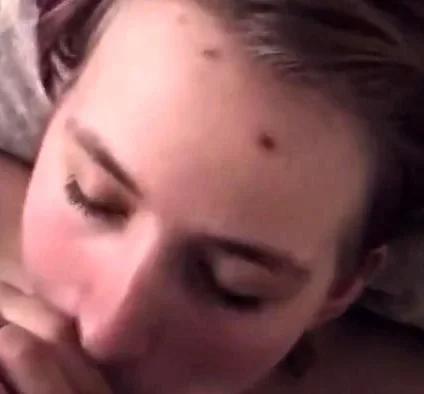 Claudia Odenweller und Freundin morgens nach Party