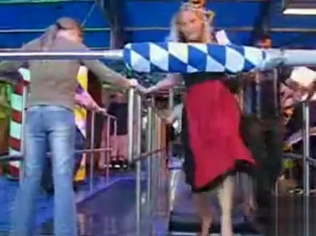 Escalator air uncovers tight panties