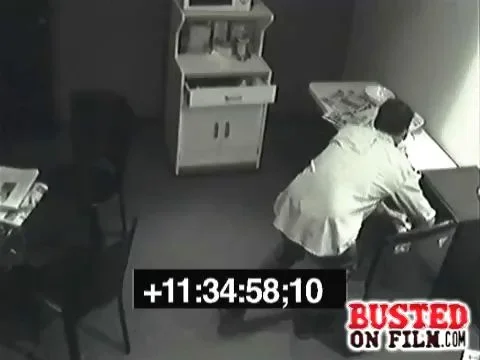 Lunchroom Pee Girl