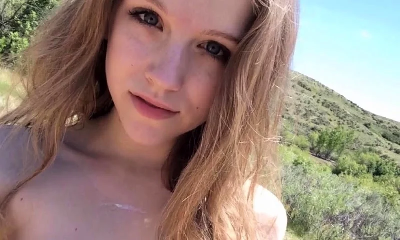 Russian mature mom fucked by deodorant