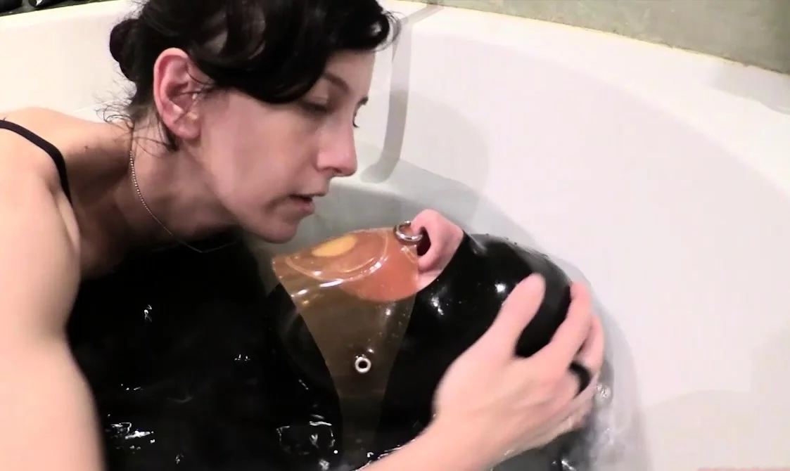 Amateur cd in latex fucked