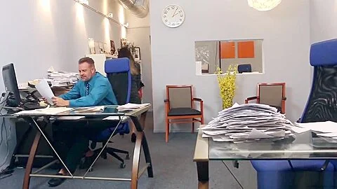 Boss Step daddy got his matured cock sucked by Bambi Brooks