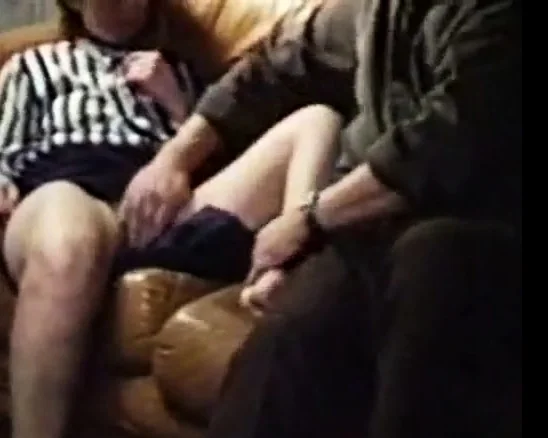 Big cumload i grannys munden