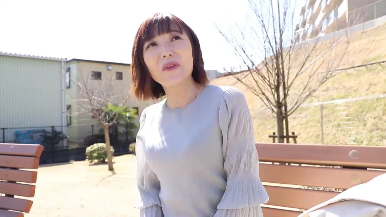 0007788_美熟女 人妻 亀頭舐めなどが含まれている