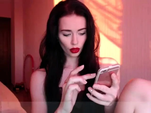 Hot amateur webcam teen masturbates for their fans