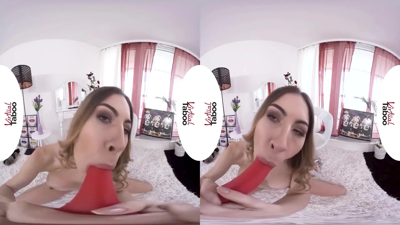 Hottie Paulina Is Waiting For Your Hard Dick - Virtual Reality