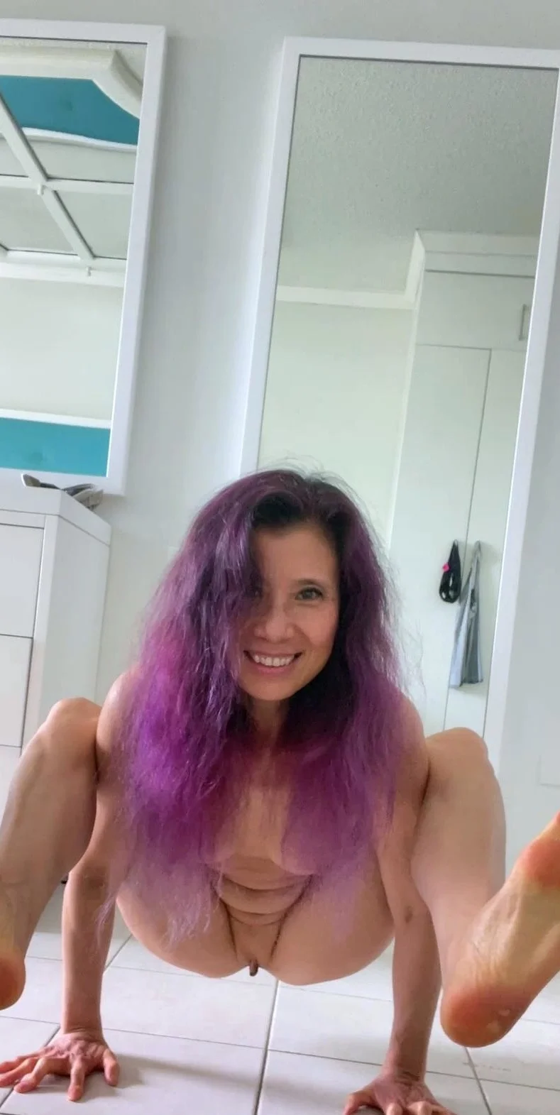 Pregnant Redhead Webcam Masturbation