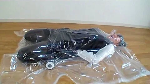 Vacuum Bag Breathplay