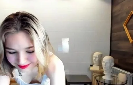 Small titted babe toys her pussy on webcam