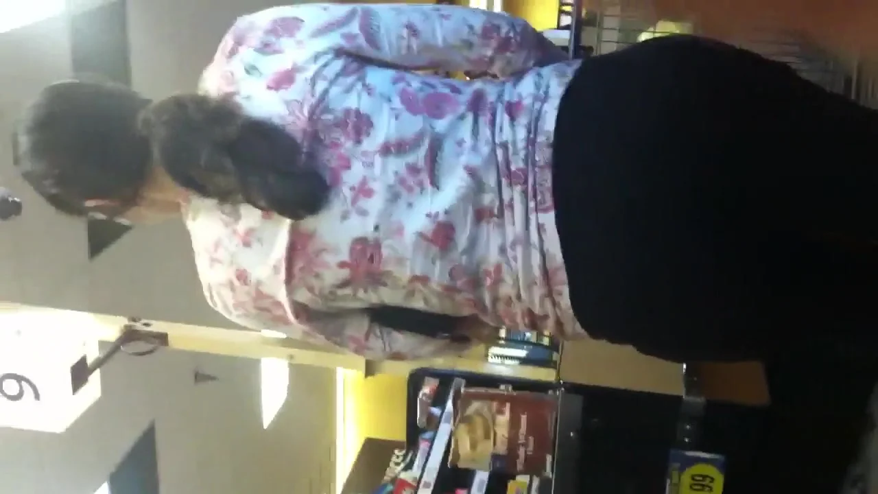 fat butt girl at grocery