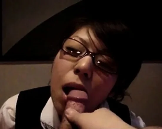 Japanese glasses girl blowjob and fuck