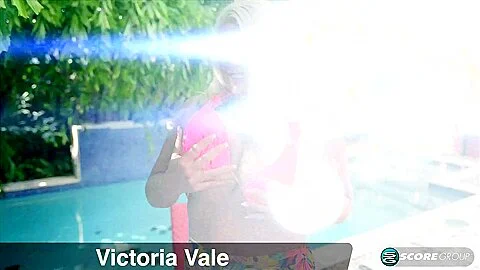 Victoria Vale`s bikini bust-out
