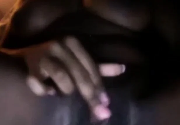 Black girl with great tits rubs pussy till she cums