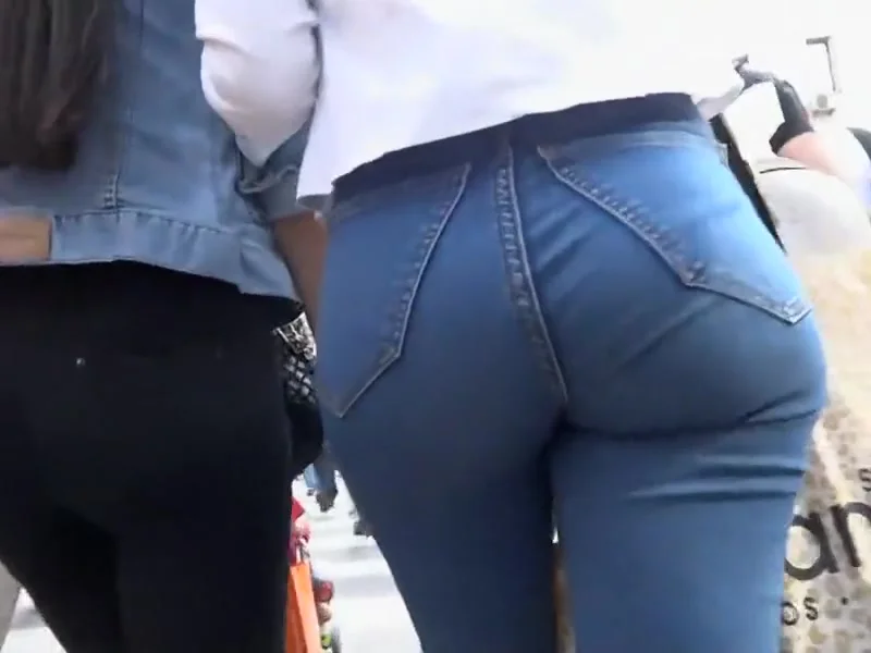 Soft butt looks gorgeous in jeans