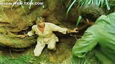 Paola Senatore and Me Me Lai - Eaten Alive! (1980)