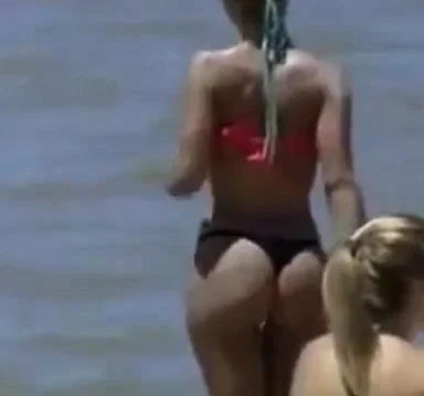Exuberant blonde Argentine girl delighted everyone