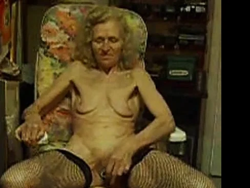 OLD BITCH   josee  housegirl  70 yaers ...3