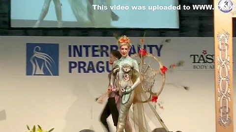 Bodypaint Fashionshow Nude Show Prague