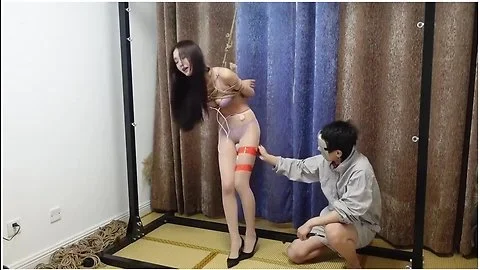 Lingling Vibrator Bondage