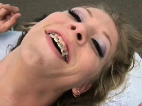 Slim blonde with tiny boobs squirts as her pussy gets eaten out and banged deep