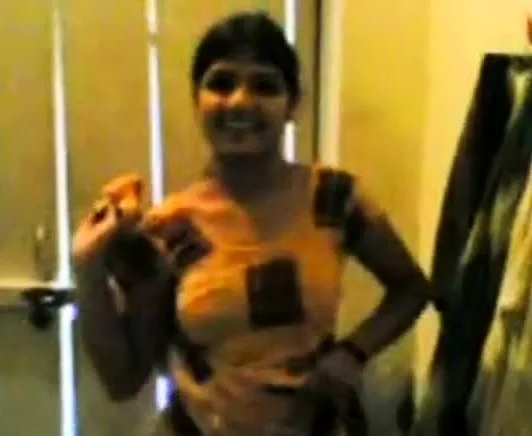 Bangladeshi girl sony sexy with bf