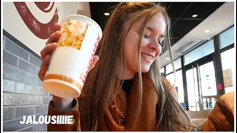 48h With Me! The Burger King Hostess Tries To Bribe Me! Ass - Ep8 - Vlog
