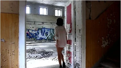 Look Inside 2 - Lana W