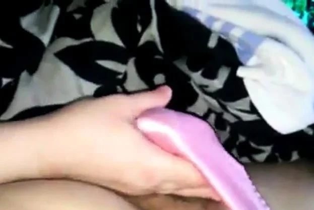 Gf gives pantyjob cum