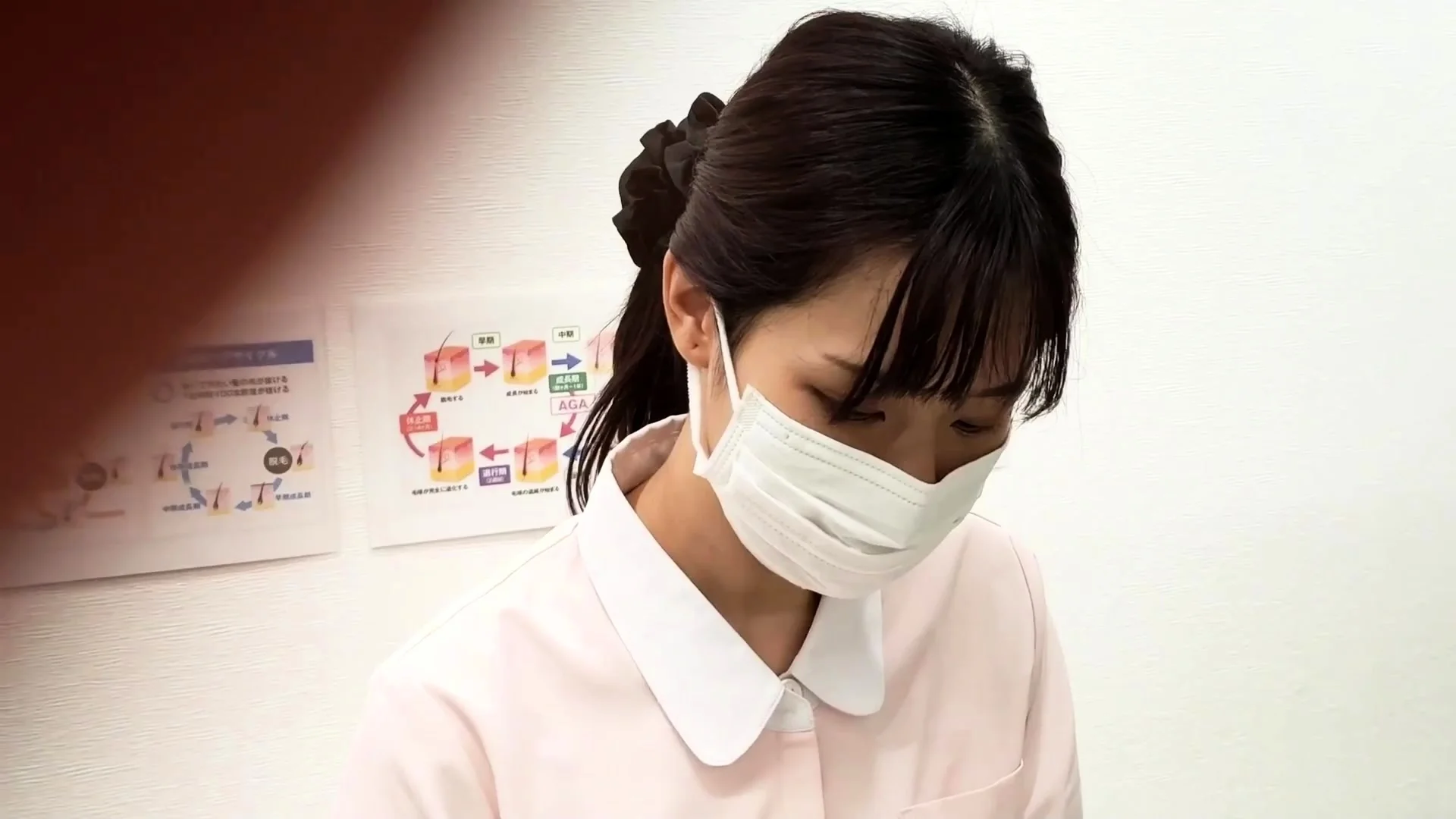 【再販】【看護師パンチラ】はみ出しハプニ
